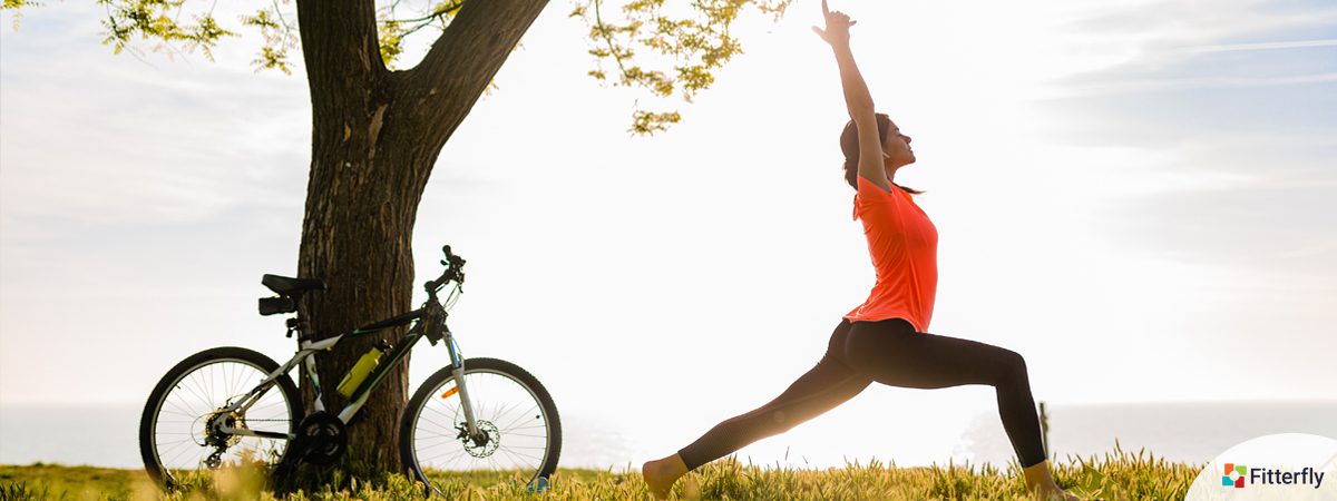 A lady doing exercise to loose weight