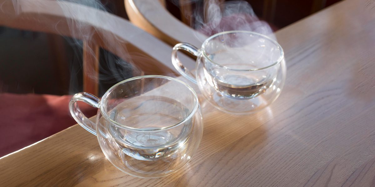 12 Benefits of Drinking Hot Water