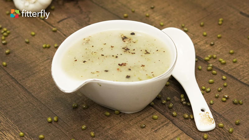 Bottlegourd Clear Soup With Sprouted Moong